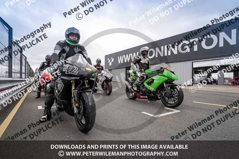 donington no limits trackday;donington park photographs;donington trackday photographs;no limits trackdays;peter wileman photography;trackday digital images;trackday photos
